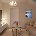 Gospoja Villa Ražanj